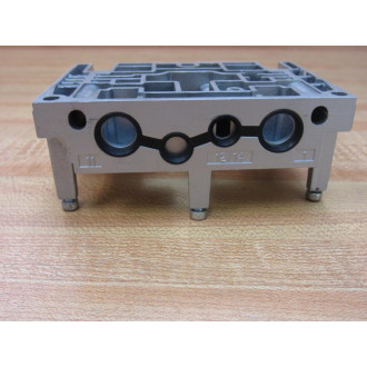 Festo 193914 RH Valve End Plate - Used