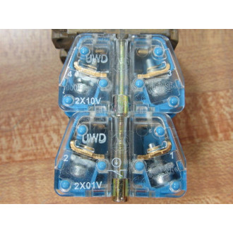 Allen Bradley 800E-2DL3X11V Voltage Module WLatch 800E2DL3X11V