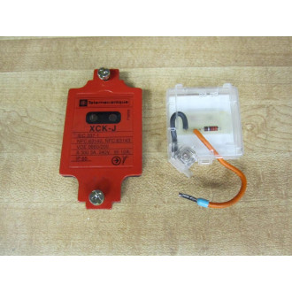 Telemecanique ZCK-J912 Limit Switch Indicator ZCKJ912 57252 - New No Box