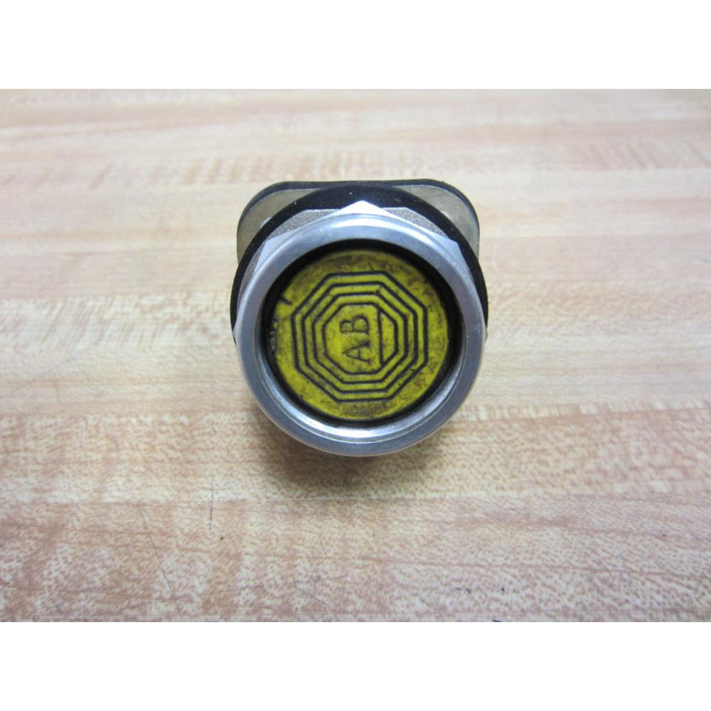 Allen Bradley 800T-A Button Yellow -WBolts (Pack of 2) - Used