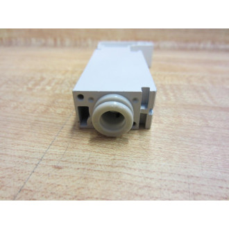 SMC VVQ2000-P-1-C8 Spacer Individual Supply VVQ2000P1C8 (Pack of 2) - New No Box