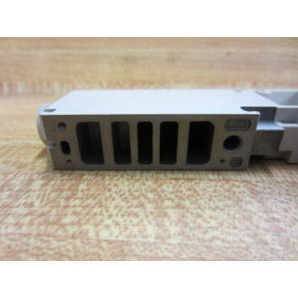 SMC VVQ2000-P-1-C8 Spacer Individual Supply VVQ2000P1C8 (Pack of 2) - New No Box