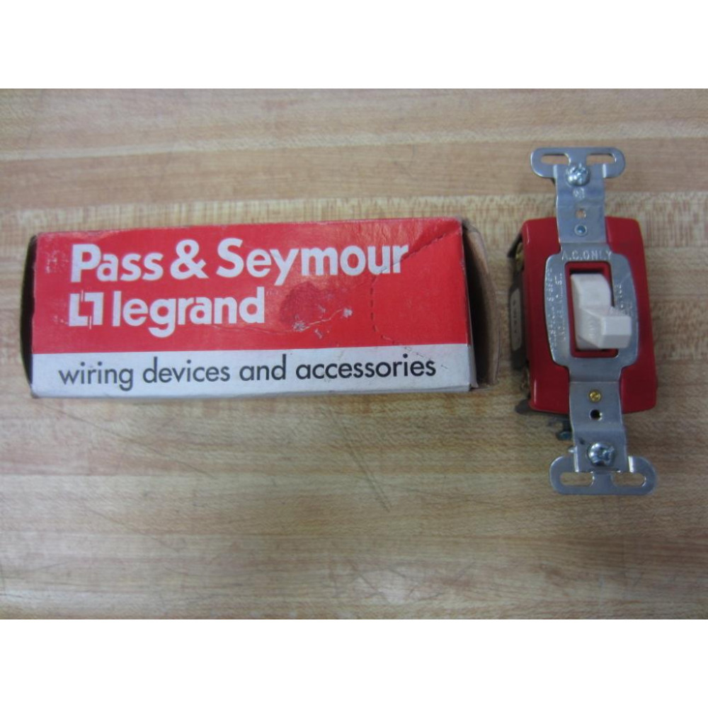 Pass & Seymour PS20AC4-LA Four Way Switch PS20AC4LA