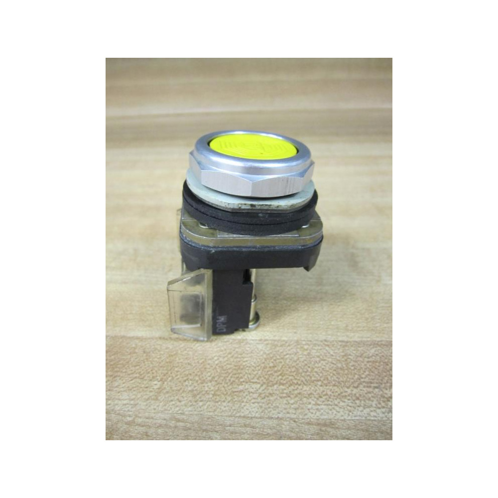 Allen Bradley 800T-A Push Button 800TA Yellow, W 800T-XA - Used