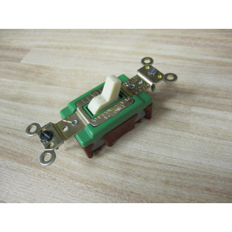Leviton 3032-2 AC Quiet Toggle Switch - New No Box