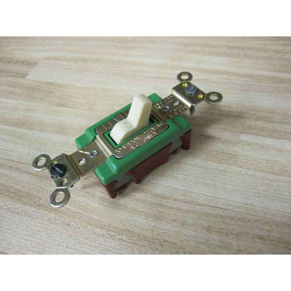 Leviton 3032-2 AC Quiet Toggle Switch - New No Box