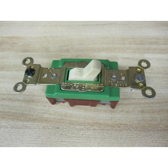 Leviton 3032-2 AC Quiet Toggle Switch - New No Box