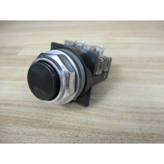 General Electric CR104PBG91B2 Push Button wContact - New No Box