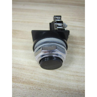 General Electric CR104PBG91B2 Push Button wContact - New No Box