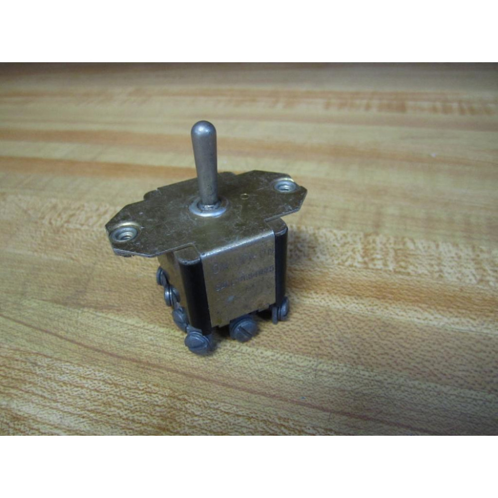 Micro AN3227-5 Toggle Switch 34TS1-5 - New No Box