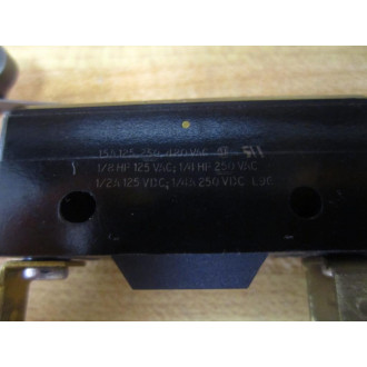 Micro Switch WZ-2RL232-D63 Limit Switch wRoller Lever WZ2RL232D63
