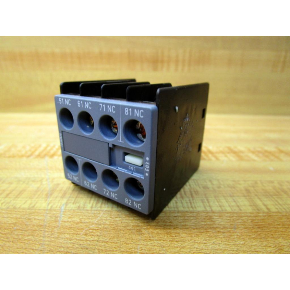 Siemens 3RH2911-1GA04 Aux. Switch 3RH29111GA04 - Used