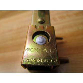 Micro Switch BZ3R155557T Limit Switch WRoller Lever - New No Box