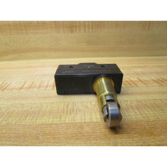 Omron Z-15GQ21 BE Limit Switch WRoller Z15GQ21BE - New No Box
