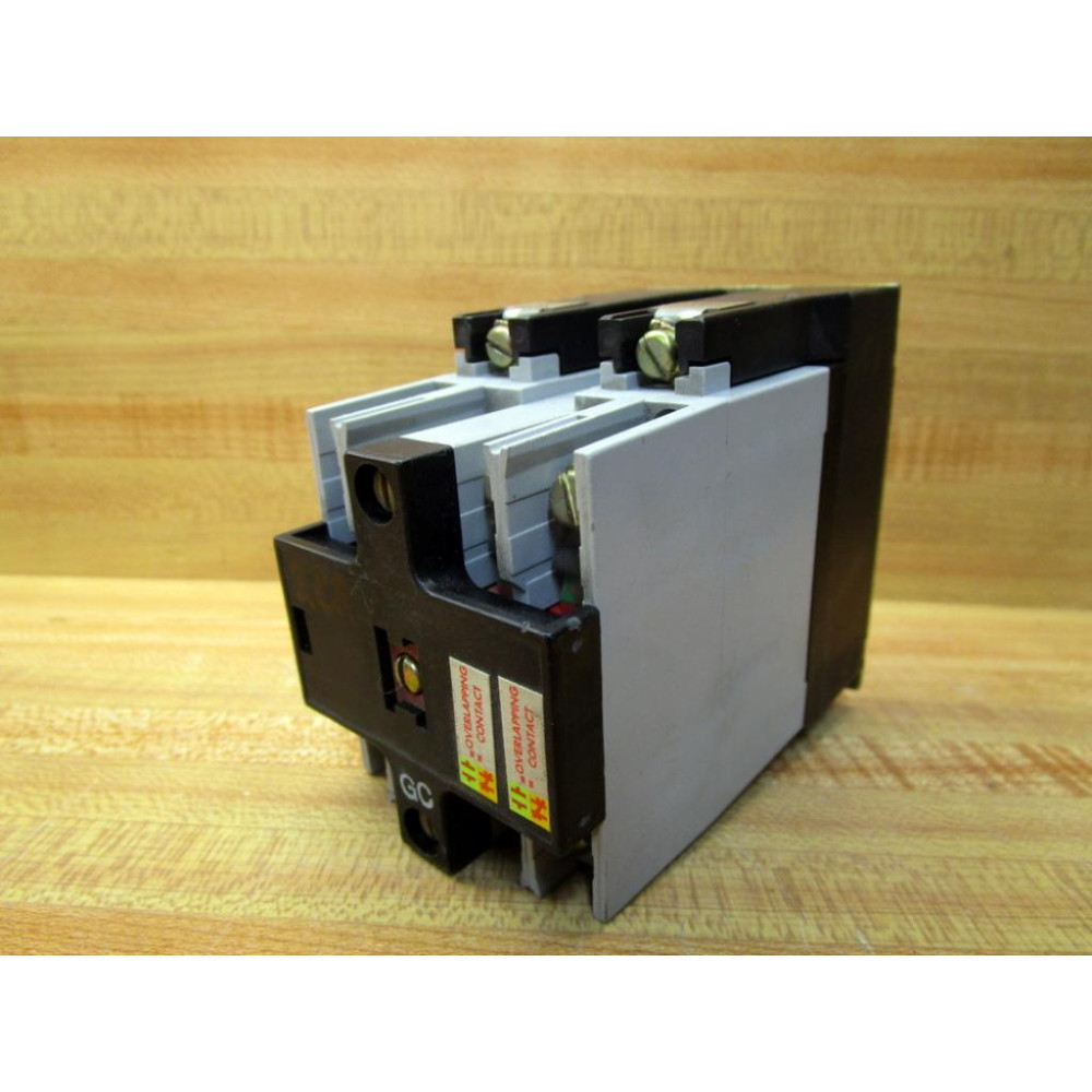 Square D 8501 X0 31S1 Contactor 8501 XO 31S1 - Used
