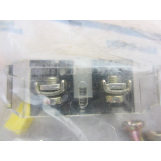 Allen Bradley 800T-XD6 Contact Block 800TXD6 wBolts & Clip