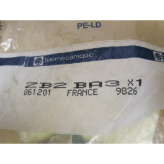 Telemecanique ZB2-BA3 Green Flush Button ZB2BA3 061201