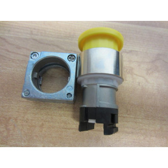 Siemens 3SB3 500-1DA31 Yellow Button 3SB35001DA31 wBase & Clip - New No Box