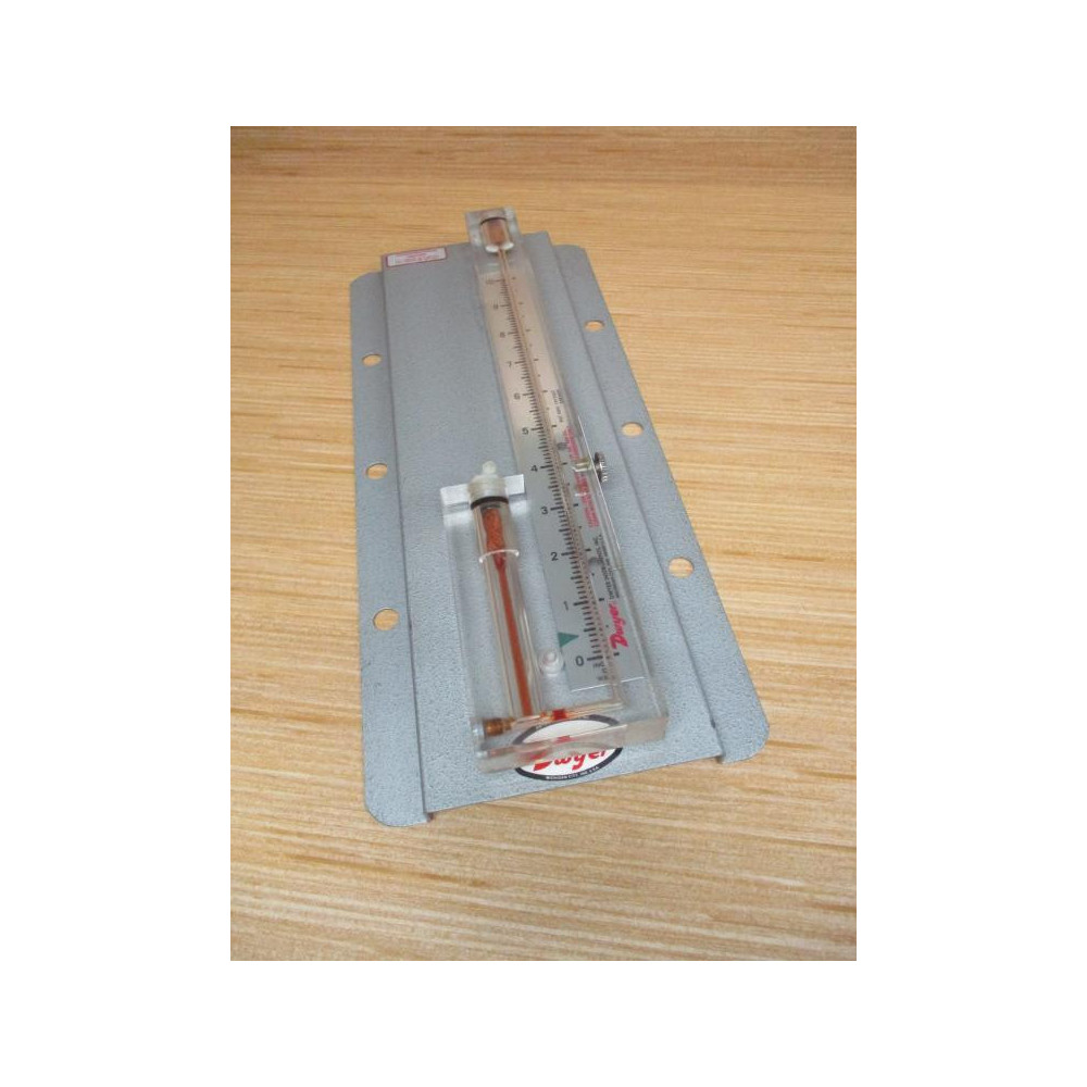 Dwyer 310 Durablock Stationary Gauge - New No Box