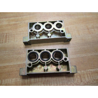 Numatics 229-719 229719 End Plates 18 Inch NPT One Pair With O-Rings Sets Of 2 (Pack of 3) - Used