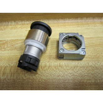 Siemens 3SB3 500-1DA11 Black Button 3SB35001DA11 wBase & Clip - New No Box