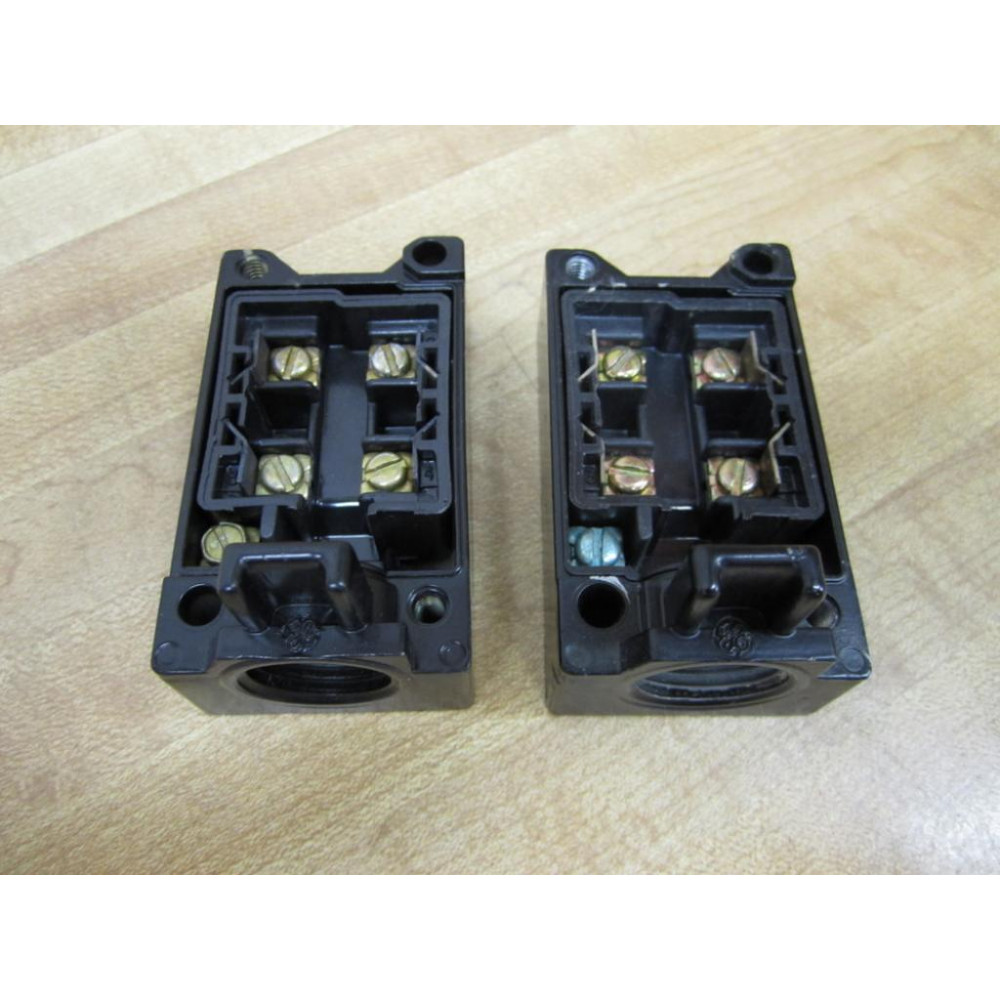 General Electric CR215GR1 Limit Switch Receptacle (Pack of 2) - New No Box