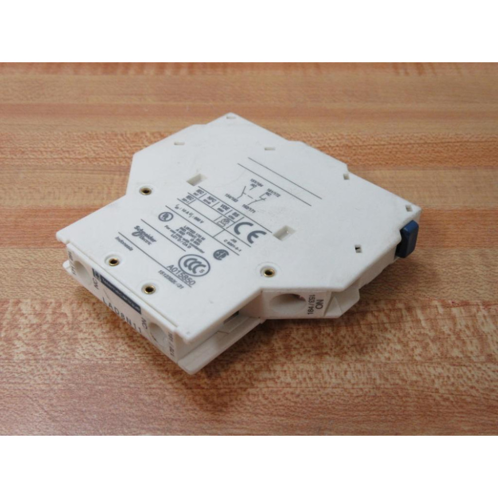 Telemecanique LAD8N11 Schneider Contact Block - New No Box