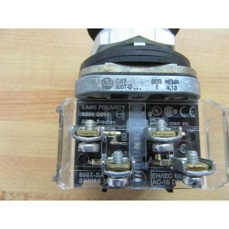 Allen Bradley 800T-D2B Pushbutton Switch - New No Box