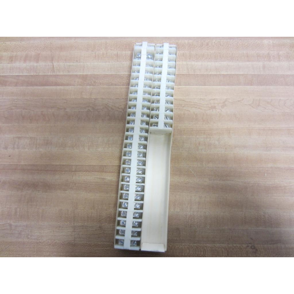 Allen Bradley 1492CD2 Terminal Block 1492-CD2 Series A (Pack of 37)