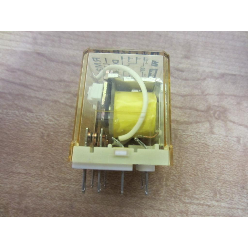 IDEC RM2S-U-DC24V Relay RM2S-U 24VDC (Pack of 5) - Used