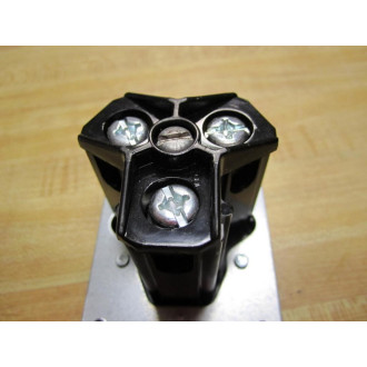 Leviton 5207 Flush Mount Power 30A 125250V 3 Pole SAN 061 (Pack of 3)