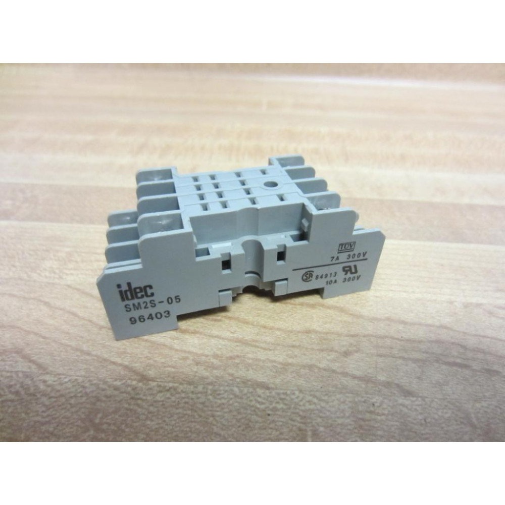 IDEC SM2S-05 Relay Socket SM2S05 (Pack of 7) - New No Box