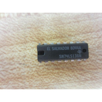 Texas Instruments SN74LS138N Integrated Circuit