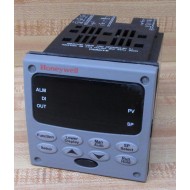 Honeywell DC3200EE000R20000000E00 UDC3200 Controller - Used