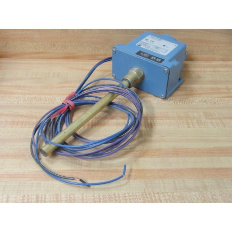 United Electric Controls E55-14103 Temperature Switch PU-A31-30B - New No Box