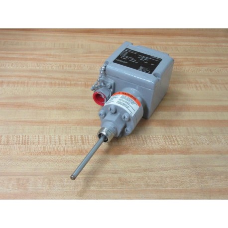 ITT Industries 100T3FC3A Neo-Dyn Temperature Switch  98087 - Used