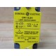 General Electric CR115L1A02 Limit Switch wRoller Lever