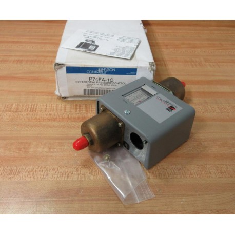 Johnson Controls P74FA-1C Differential Pressure Control P74FA1C