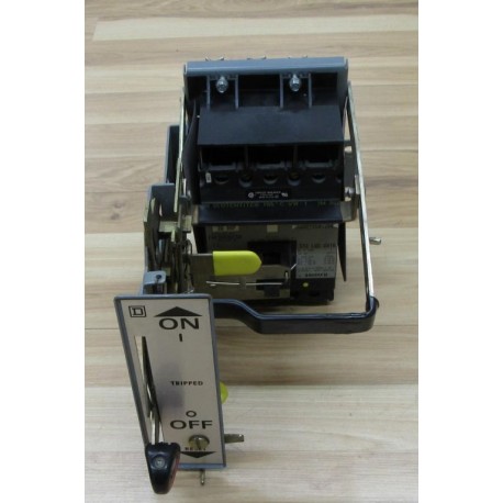 Square D FHP3603015M Circuit Breaker W Mounting Assembly - Used