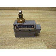 Micro Switch BZV6-2RQ81 Limit Switch BZV62RQ81 WO Base Mount - New No Box