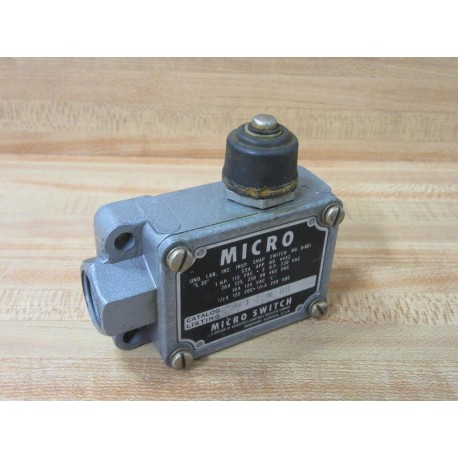 Micro Switch AF1-2RN RH Limit Switch WPlunger AF12RNRH - Used