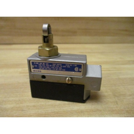 Micro Switch BZE6-2R081 Limit Switch BZE62R081 - New No Box