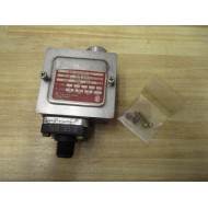 Barksdale E1H-H15-P6-PLS Pressure Switch E1HH15P6PLS - New No Box