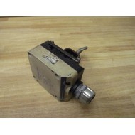 Telemecanique XSD-H607339 Inductive Sensor XSDH607339 W Mouting Plate & Adapter Cracked - Used