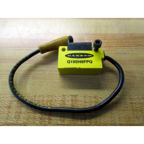 Banner Q19SN6FPQ Photoelectric Sensor - Used