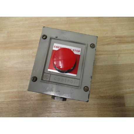 GE General Electric CR2940BC201A Enclosure W Pushbutton CR104PXF12 - Used