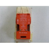 Allen Bradley 440K-T11146 Safety Switch 440KT11146