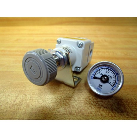 SMC IR1000-N01BG Precision Regulator WGauge IR1000N01BG - New No Box