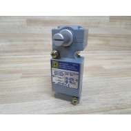 Square D 9007 C054B2 Limit Switch Plug - New No Box
