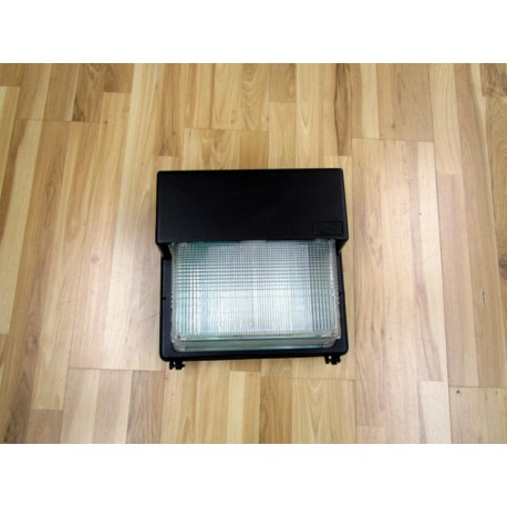 Hubbell 7270 Light Fixture - New No Box